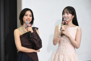橋本環奈 高校時代牛タン買いに学生ら共感？眞栄田郷敦らと映画『カラダ探し』サプライズ4