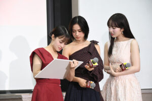 橋本環奈 高校時代牛タン買いに学生ら共感？眞栄田郷敦らと映画『カラダ探し』サプライズ6
