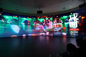 大阪・関西万博 中国パビリオン“過去”の上に立つ演出！パンダや「一番重要」月企画15