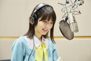 浜辺美波＆福原遥 自身モデルのキャラ声優担当のアニメ公開！渋谷駅前に大型ポスター掲示へ3