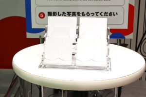 大阪・関西万博 無料で記念写真プレゼント！山善期間限定で『ロボットが撮るんです。』展実施6
