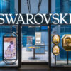 渡辺翔太が訪れたSwarovski大阪とは？「気分がアガるワクワクする新店舗」