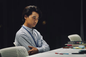 芳根京子 髙橋海人が決断のための対峙シーン！『君の顔では泣けない』15年間写真2