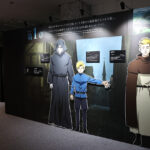 特別展『チ。 ―地球の運動について― 地球（いわ）が動く』大阪会場内覧！マスコットチャーム全7体も先行発売