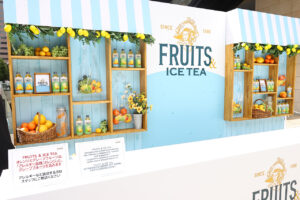 「午後の紅茶 FRUITS & ICE TEA STAND」10月11日より3日間限定開催！目黒蓮らビジュアルも華添える1