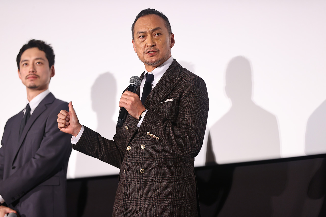 坂口健太郎 渡辺謙から「10年後楽しみ」と期待!『盤上の向日葵』で「生ききる」を学ぶ1