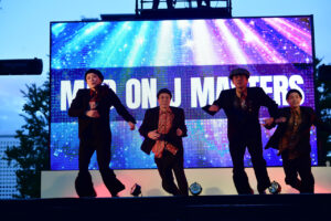 AmBitious『大阪・光の饗宴2025』開宴式で点灯！“ミャクミャクグッズ”だらけなメンバー？5