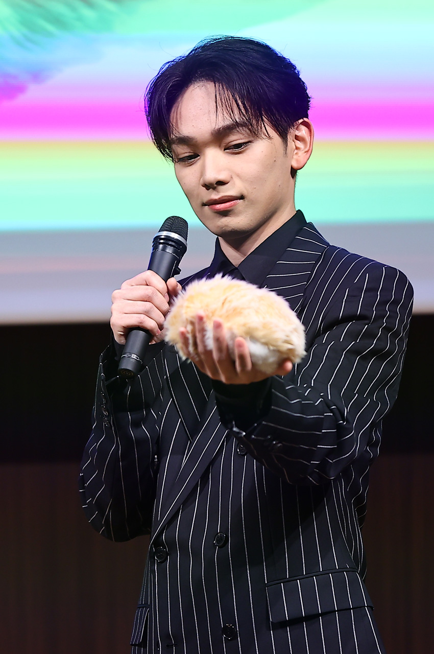 宮世琉弥 日経トレンディが選ぶ「来年の顔」に!「より一層仕事に力を」5