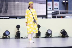 【写真130枚超】「御堂筋ランウェイ2025」大阪・関西万博パビリオンユニフォームずらり！ミャクミャクも登場17