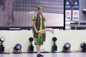 【写真130枚超】「御堂筋ランウェイ2025」大阪・関西万博パビリオンユニフォームずらり！ミャクミャクも登場35