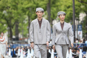 【写真130枚超】「御堂筋ランウェイ2025」大阪・関西万博パビリオンユニフォームずらり！ミャクミャクも登場57