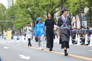 【写真130枚超】「御堂筋ランウェイ2025」大阪・関西万博パビリオンユニフォームずらり！ミャクミャクも登場60