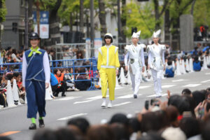 【写真130枚超】「御堂筋ランウェイ2025」大阪・関西万博パビリオンユニフォームずらり！ミャクミャクも登場62