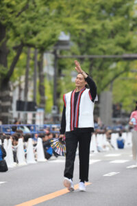 【写真130枚超】「御堂筋ランウェイ2025」大阪・関西万博パビリオンユニフォームずらり！ミャクミャクも登場63