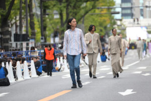 【写真130枚超】「御堂筋ランウェイ2025」大阪・関西万博パビリオンユニフォームずらり！ミャクミャクも登場65