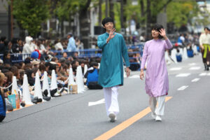 【写真130枚超】「御堂筋ランウェイ2025」大阪・関西万博パビリオンユニフォームずらり！ミャクミャクも登場67