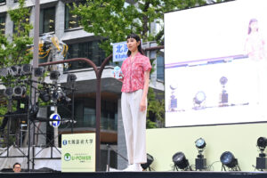 【写真130枚超】「御堂筋ランウェイ2025」大阪・関西万博パビリオンユニフォームずらり！ミャクミャクも登場102