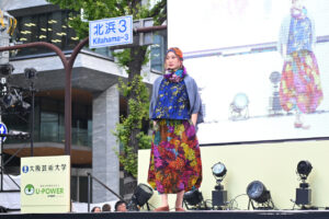 【写真130枚超】「御堂筋ランウェイ2025」大阪・関西万博パビリオンユニフォームずらり！ミャクミャクも登場111