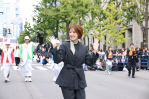 【写真130枚超】「御堂筋ランウェイ2025」大阪・関西万博パビリオンユニフォームずらり！ミャクミャクも登場125