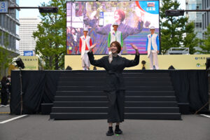 【写真130枚超】「御堂筋ランウェイ2025」大阪・関西万博パビリオンユニフォームずらり！ミャクミャクも登場127