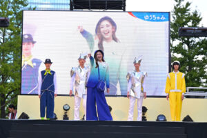 【写真130枚超】「御堂筋ランウェイ2025」大阪・関西万博パビリオンユニフォームずらり！ミャクミャクも登場130