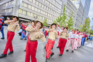 ユニバーサル・スタジオ・ジャパン「御堂筋ランウェイ2025」で感謝の特別パフォーマンス9