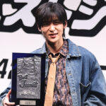 目黒蓮ベストジーニスト2冠！今田美桜も一般選出部門受賞で『わたしの幸せな結婚』コンビ席巻