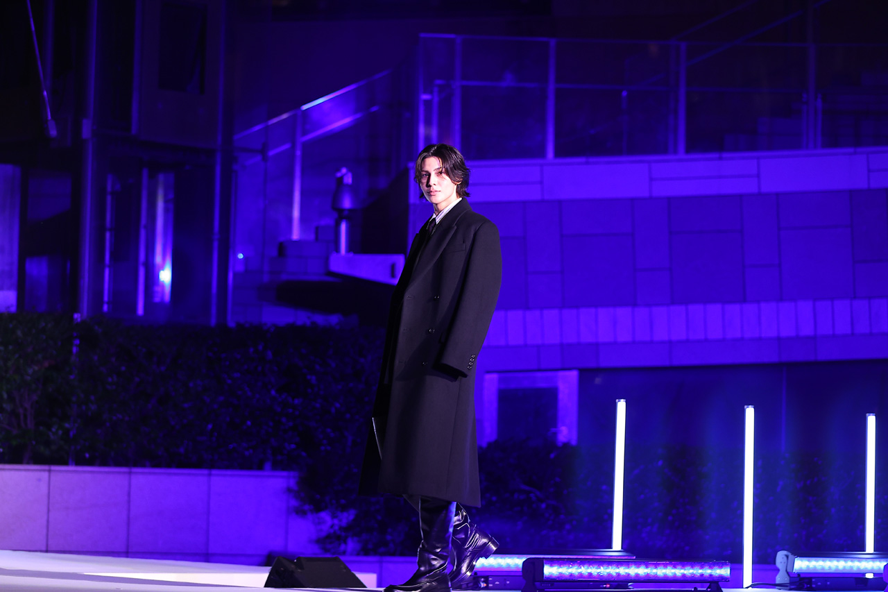 ラウール 岩本照、渡辺翔太に見守られ“末っ子は暴走機関車”ぶり全開!「SeeYou!」と帰っちゃう?3