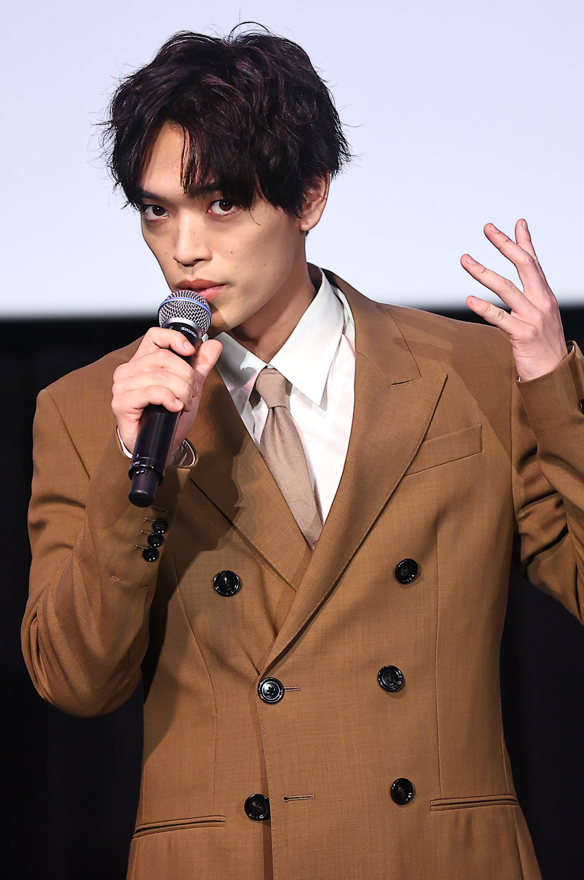 原嘉孝“原”違いに室龍太から遠慮ないツッコミ!“謎の動き”とともにしゅんとして身を縮める1