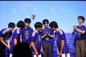 JO1・INIスペシャルユニット・JI BLUE起用に佐藤景瑚「目ん玉とび出しました」20