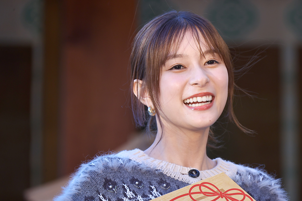 芳根京子 髙橋海人とともに「怖かった」心情告白!『君の顔では泣けない』ヒット祈願トーク1