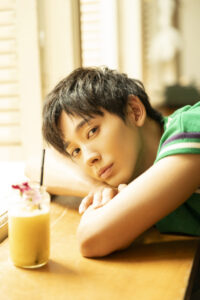 近藤頌利 2冊目写真集2026年2月発売へ!初海外で表現の幅で「10年の喜怒哀楽を表現」4