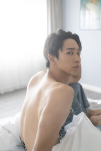 近藤頌利 2冊目写真集2026年2月発売へ!初海外で表現の幅で「10年の喜怒哀楽を表現」5