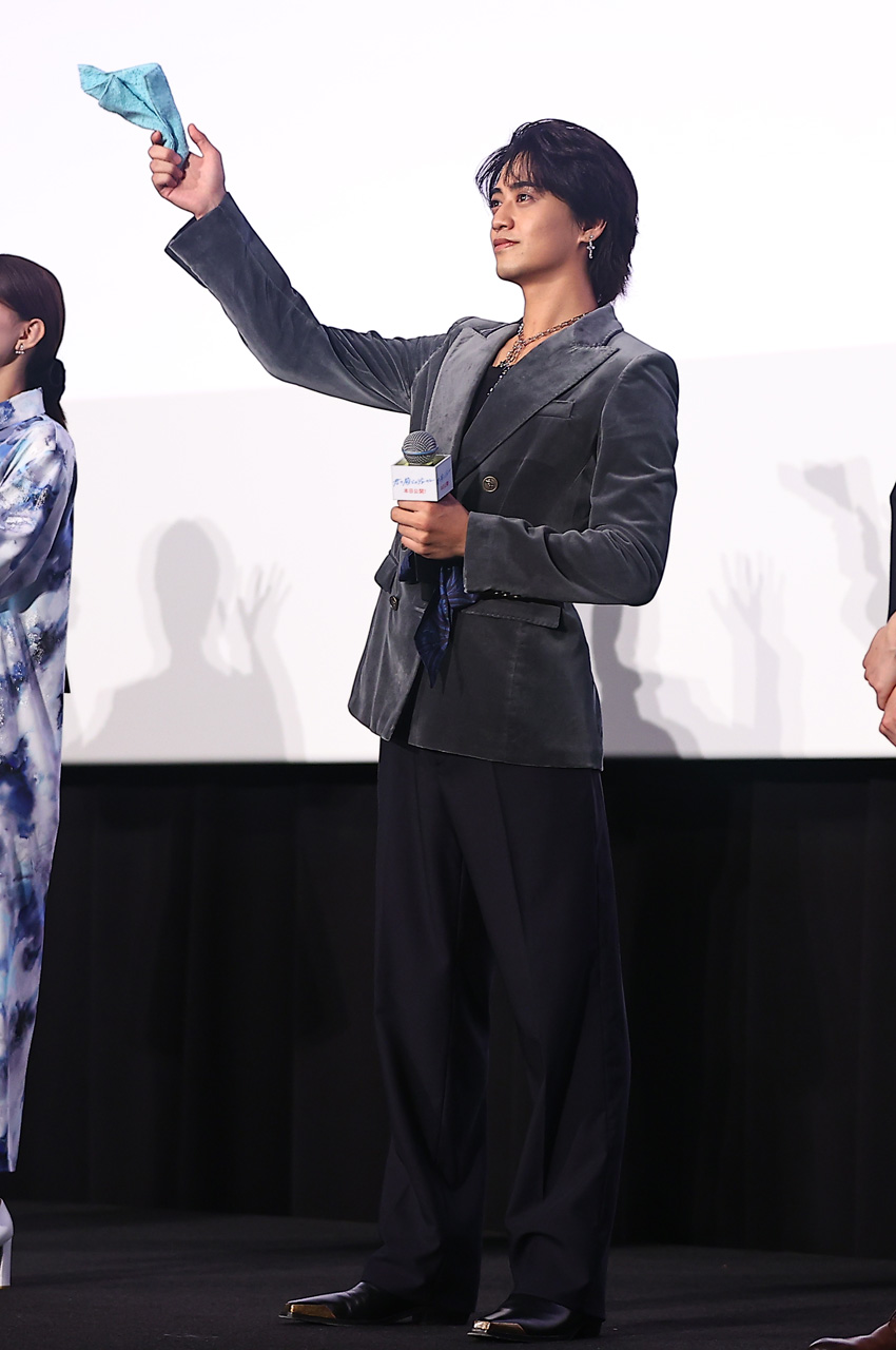 髙橋海人 芳根京子へ思いやりのハンカチも行き場がない!?『君の顔では泣けない』へ「胸いっぱい」2