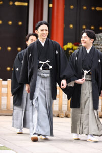 中村橋之助、市川男寅、中村莟玉、市川染五郎、尾上左近、中村鶴松 浅草寺で『新春浅草歌舞伎』成功祈願1