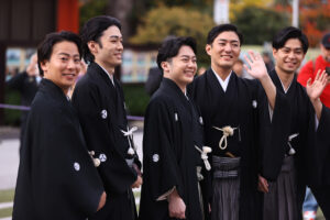 中村橋之助、市川男寅、中村莟玉、市川染五郎、尾上左近、中村鶴松 浅草寺で『新春浅草歌舞伎』成功祈願8