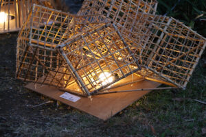 大阪・服部緑地公園内の日本民家集落博物館が初夜間公開で11月22日だけライトアップ！昼とは違う趣に16