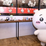 『ちいかわレストラン』“討伐フェア”新メニュー11点公開！「あ・く・む」のカラフルドリアなど