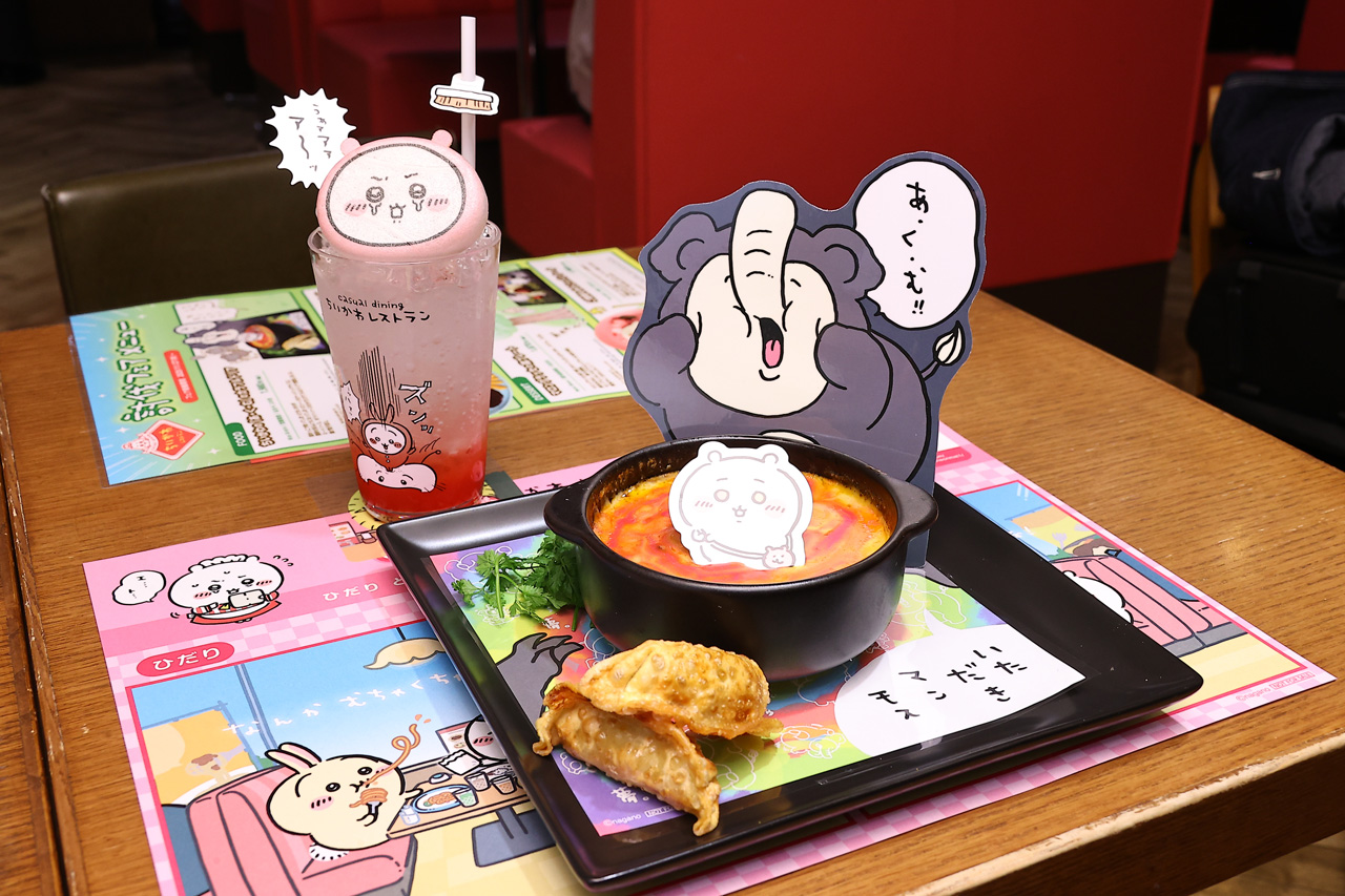 『ちいかわレストラン』“討伐フェア”新メニュー11点公開!「あ・く・む」のカラフルドリアなど19