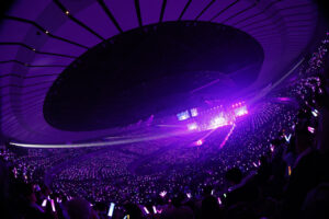 久保史緒里「最高の9年間でした!」叫ぶ!卒業コンサートで松本潤、有村架純ナレーション37