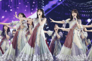 久保史緒里「最高の9年間でした!」叫ぶ!卒業コンサートで松本潤、有村架純ナレーション38