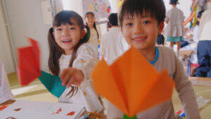 吉岡里帆 千葉雄大 埼玉県鶴ヶ島市「かわつるグリーンタウン」訪問!「URの人だ!」と声かけられる15