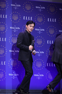 吉沢亮『ELLE CINEMA AWARDS 2025』でエル メン賞受賞！北川景子に感謝やうろうろな瞬間も20