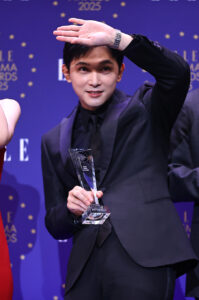 吉沢亮『ELLE CINEMA AWARDS 2025』でエル メン賞受賞！北川景子に感謝やうろうろな瞬間も28