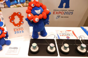 ミャクミャク大阪・関西万博「DIMEトレンド大賞」受賞で登場!&TEAMと和気あいあいやりとり6