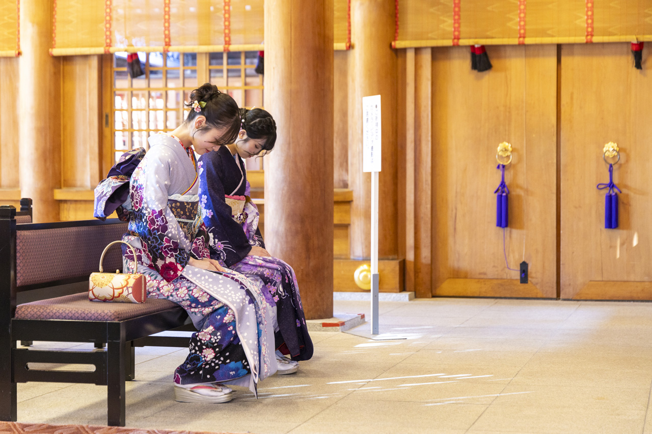 杉本萌、谷口陽香 新潟縣護國神社で「NGT48 二十歳のつどい」!着用振り袖解説4