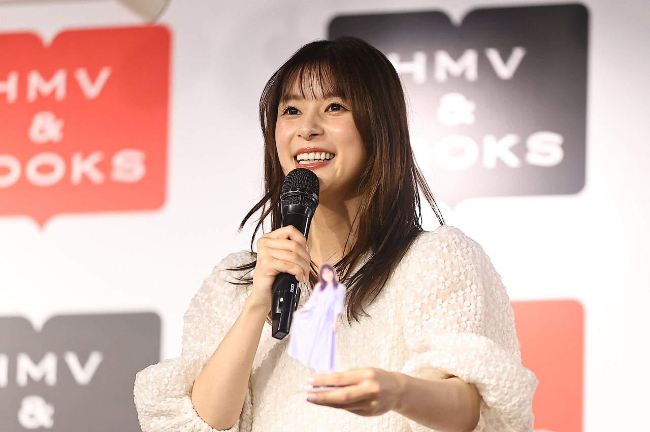 芳根京子アクスタ制作に積極的じゃなかった「いらない」への不安…初カレンダー「いつも近くに置いて」6