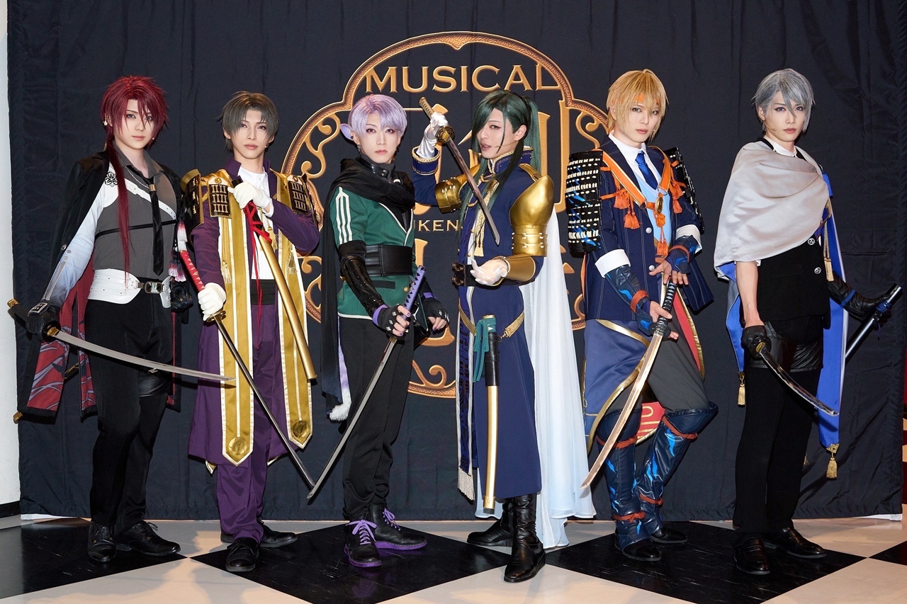“刀ミュ”ミュージカル『刀剣乱舞』 ~静かなる夜半の寝ざめ~開幕!新木宏典「皆の想いを背負って」10