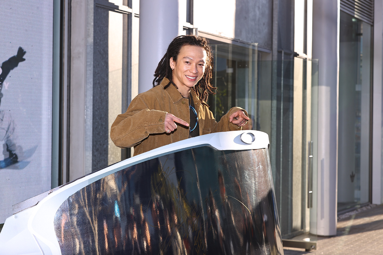 平野歩夢オークリーから初シグネチャーモデルゴーグルで原宿店来店!子供でき“命”への想い深まる4