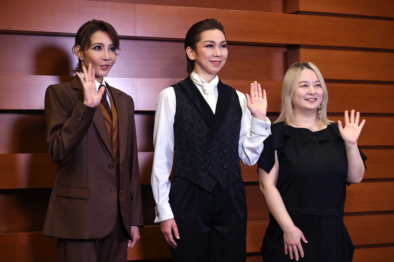 湖月わたる、柚希礼音2人だけの『マイ フレンド ジキル』でお互いの見どころアピール2